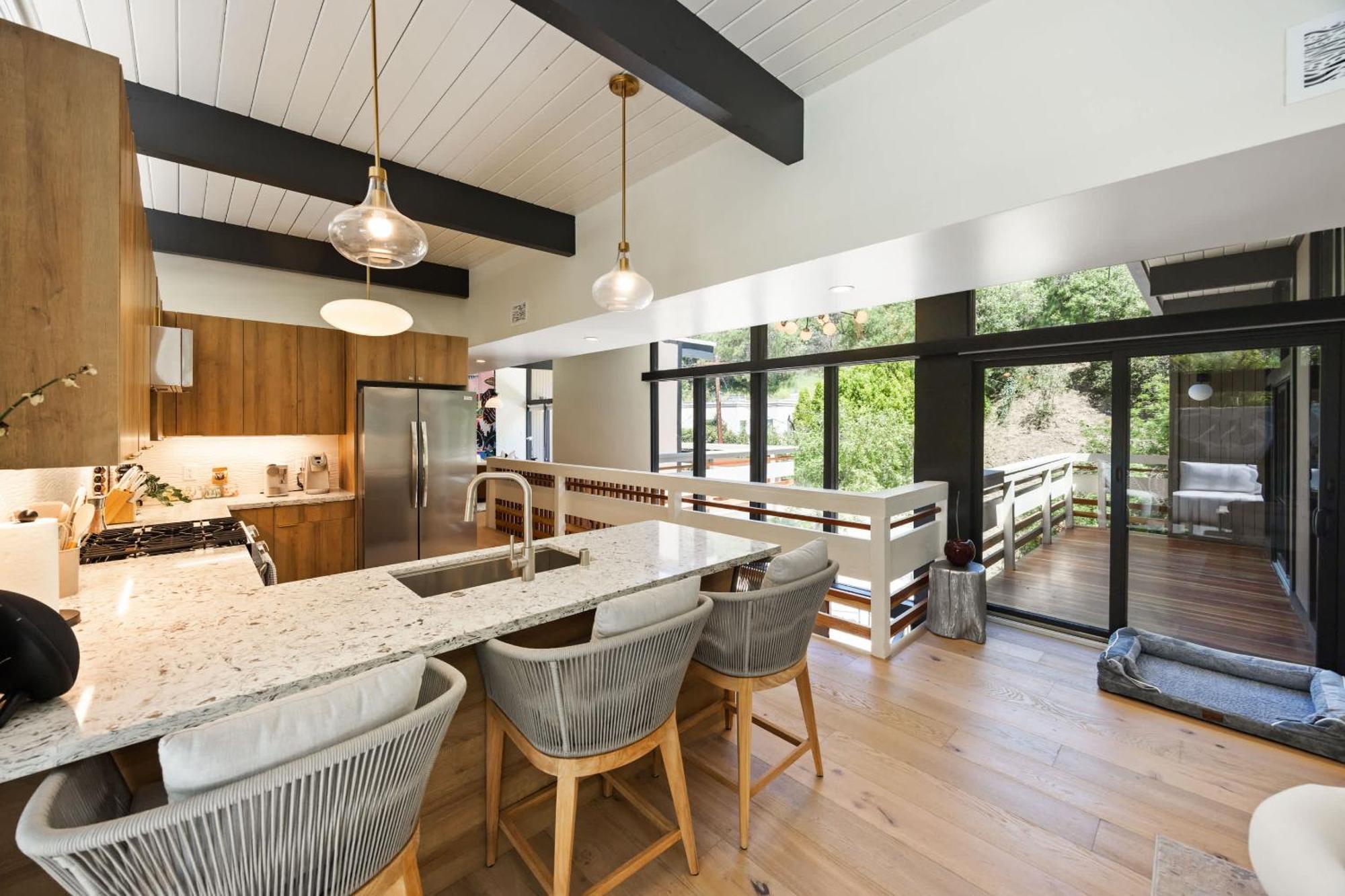 New Listing Architectural By Colby & Conrad Holiday home Los Angeles