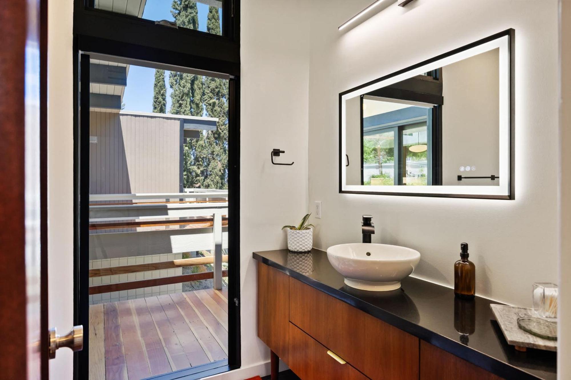 Holiday home New Listing Architectural By Colby & Conrad
